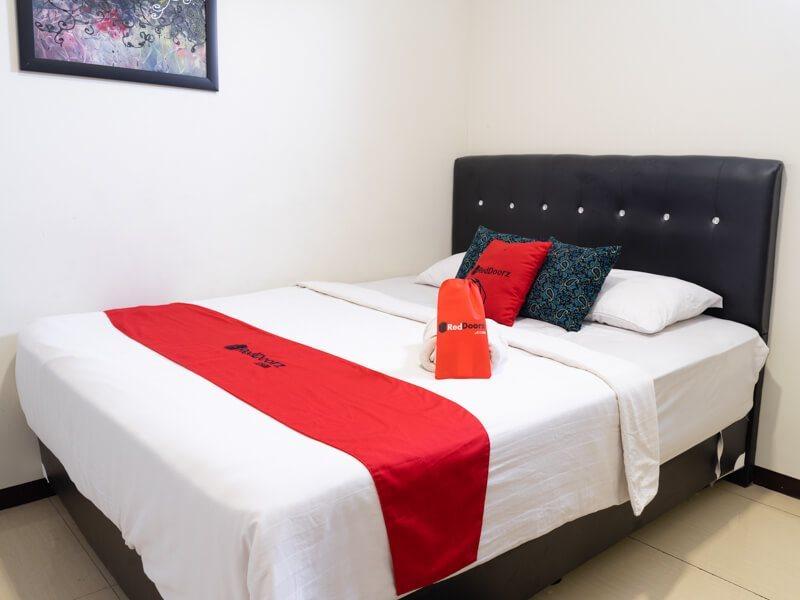 RedDoorz near Setrasari Mall 4 Bandung Bagian luar foto